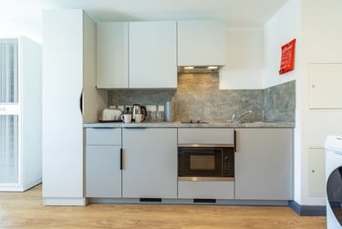 Bronze Plus Studio - Image 3